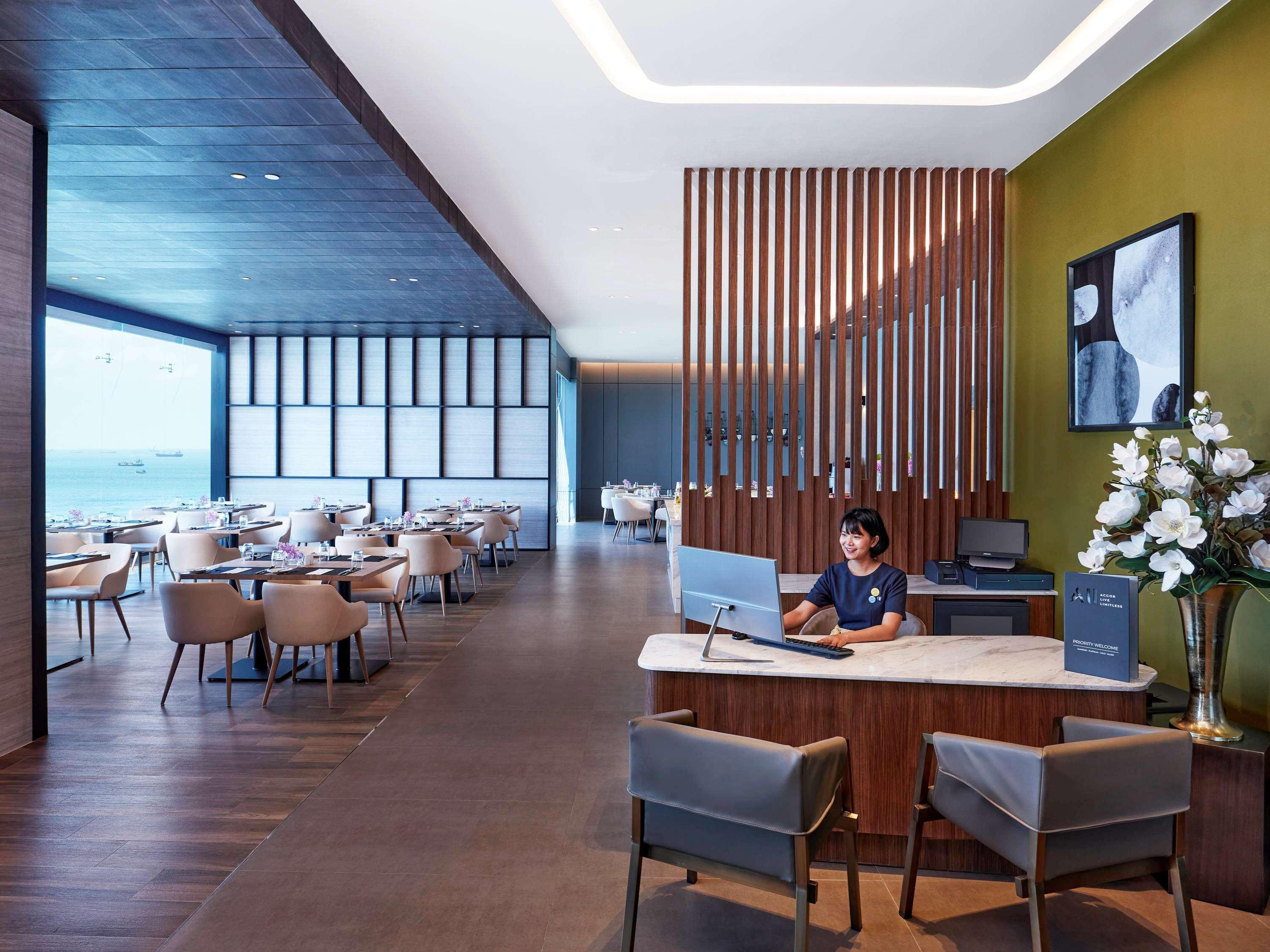Novotel Marina Sriracha Si Racha Eksteriør billede